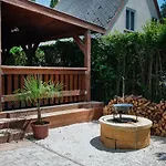 Apartament Topart I-ii-iii *